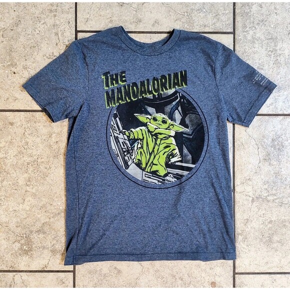 Disney Star Wars Adult Small T Shirt The Mandalorian Baby Yoda Fast Shipping USA - Picture 2 of 13